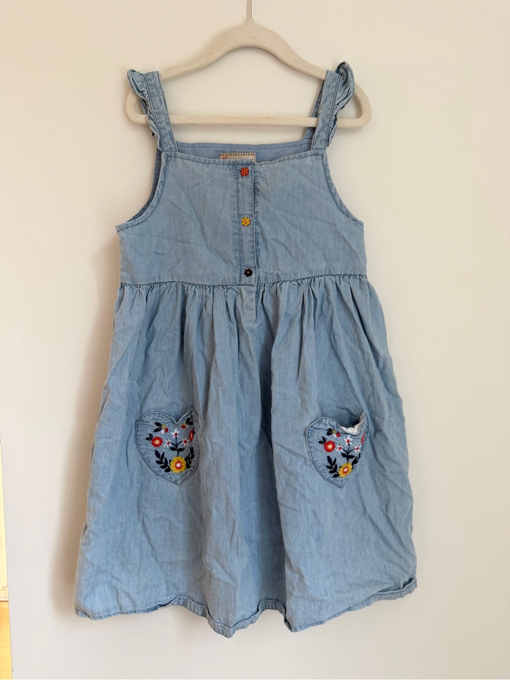 Gillian’s Closet Denim Sundress with Embroidered Heart Pockets (Size 8)